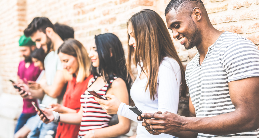45 SMS Marketing Statistics to Keep in Mind