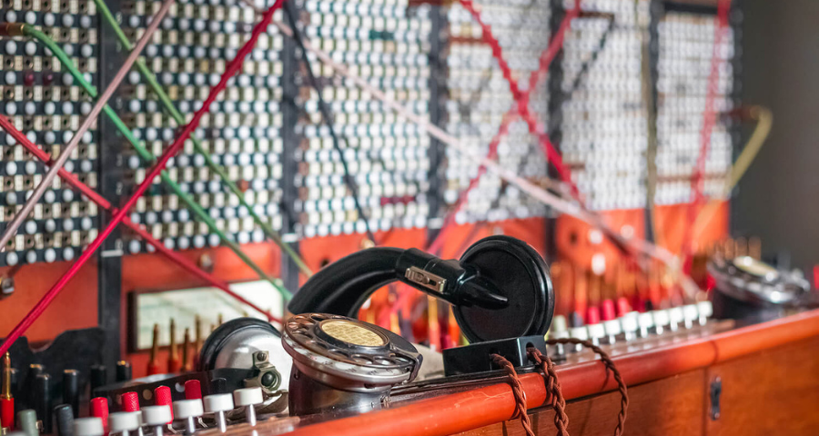 The History of VoIP and Internet Telephony (20th century)